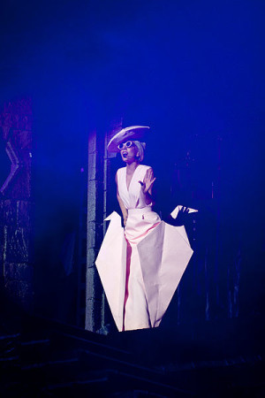 Lady_Gaga_Performing